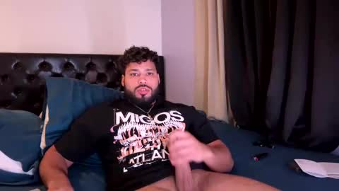 Snapshot of yovngbabyg4 chatting on 24, 10, 2025 yovngbabyg4 online show from 24, 10, 2025