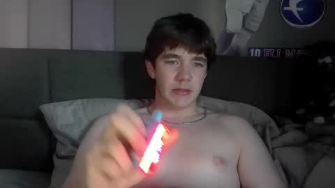 Snapshot of yp05 chatting on 4, 10, 2025 YoungPhysique05 online show from 4, 10, 2025