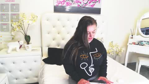 Ysabel online show from 7, 12, 2024