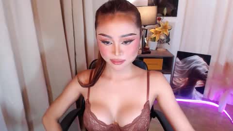 Snapshot of ysabellefox chatting on 21, 12, 2025 ysabellefox online show from 21, 12, 2025