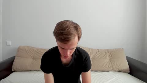 Snapshot of yueslang chatting on 22, 9, 2025 Yue Lang and Samm online show from 22, 9, 2025