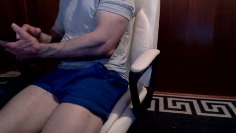 Snapshot of yulanesca chatting on 4, 7, 2026 Russ online show from 4, 7, 2026