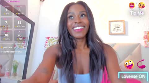 Yuliana online show from 1, 2, 2025