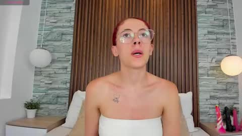 yulievans online show from 3, 10, 2025