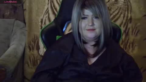 Snapshot of yuliiared chatting on 30, 11, 2025 yuliiared online show from 30, 11, 2025