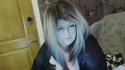 yuliiared online show from 7, 5, 2026