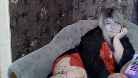 yuliiared online show from 4, 8, 2026