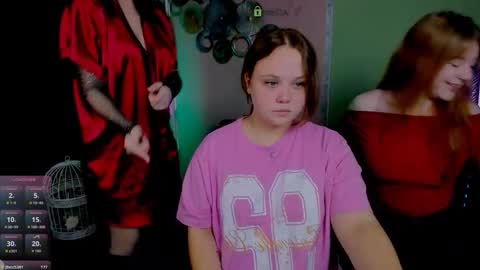 Snapshot of yume_sakura_ chatting on 8, 10, 2025 yume_sakura_ online show from 8, 10, 2025