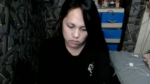 Snapshot of yumi_white chatting on 29, 10, 2025 yumi online show from 29, 10, 2025