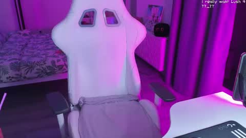 Yumi 3 online show from 10, 2, 2025