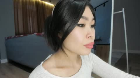 Yumi online show from 20, 12, 2024