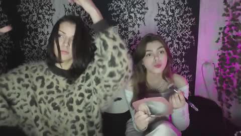 yummy_chica online show from 23, 10, 2025