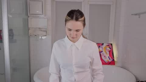 Emily online show from 25, 2, 2026