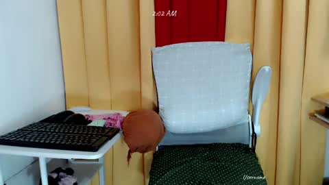 Snapshot of yummyhottits chatting on 6, 5, 2026 nemay online show from 6, 5, 2026