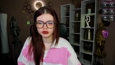 Yuna online show from 14, 4, 2026