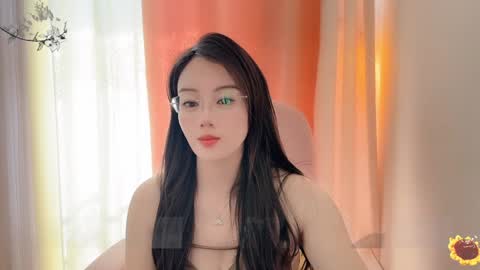 Snapshot of yuner0715 chatting on 4, 12, 2024 YunEr online show from 4, 12, 2024