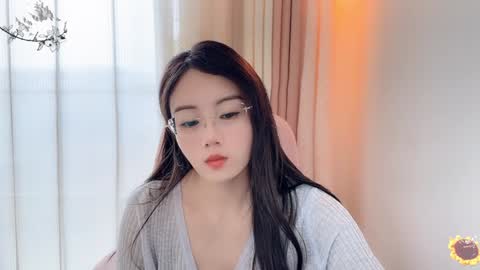 Snapshot of yuner0715 chatting on 12, 12, 2024 YunEr online show from 12, 12, 2024