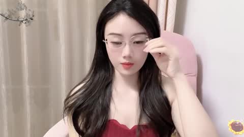Snapshot of yuner0715 chatting on 15, 12, 2024 YunEr online show from 15, 12, 2024