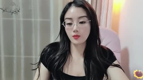 Snapshot of yuner0715 chatting on 16, 12, 2024 YunEr online show from 16, 12, 2024