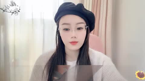 Snapshot of yuner0715 chatting on 5, 1, 2025 YunEr online show from 5, 1, 2025
