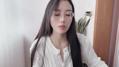 Snapshot of yuner0715 chatting on 18, 10, 2025 YunEr online show from 18, 10, 2025