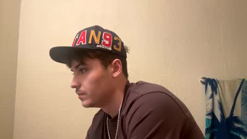 yungstudbev online show from 10, 1, 2025