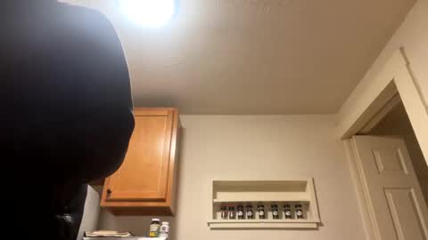 yungstudbev online show from 28, 1, 2025