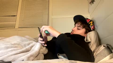 yungstudbev online show from 2, 2, 2025