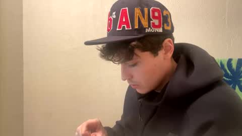 yungstudbev online show from 12, 2, 2025