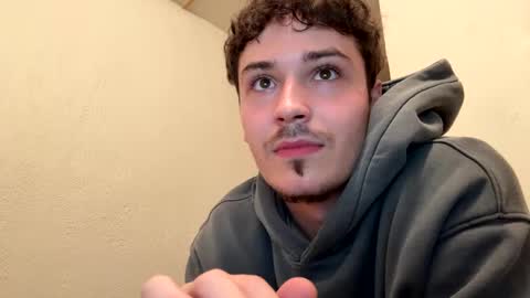 yungstudbev online show from 26, 9, 2025