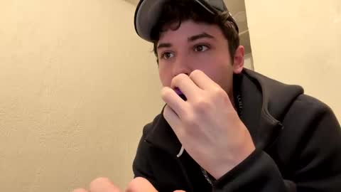 yungstudbev online show from 18, 10, 2025