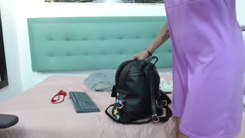  yuri queen  online show from 8, 3, 2026