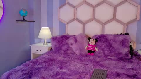 yvi online show from 30, 3, 2026