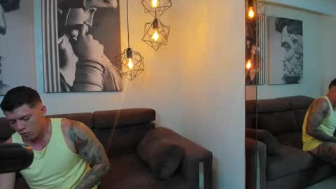 Snapshot of zacandmarcosmg_ chatting on 17, 11, 2025 zacandmarcosmg_ online show from 17, 11, 2025