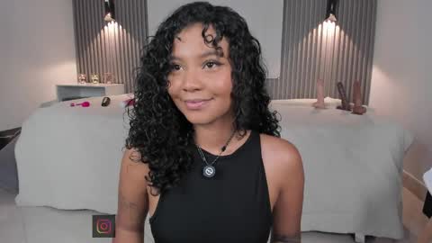 Snapshot of zafiiraa chatting on 19, 5, 2026 zafira online show from 19, 5, 2026