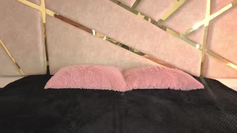 Claire  online show from 16, 12, 2025