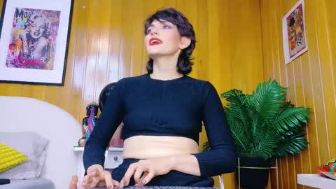 Karina  online show from 7, 11, 2025