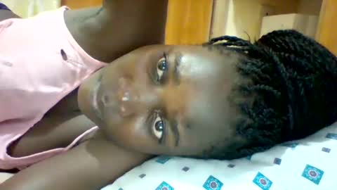 Snapshot of zainxxxx chatting on 2, 2, 2025 zainxxxx online show from 2, 2, 2025