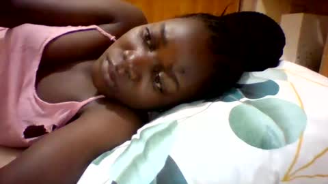 Snapshot of zainxxxx chatting on 8, 2, 2025 zainxxxx online show from 8, 2, 2025