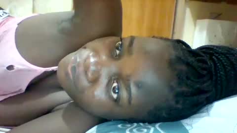 Snapshot of zainxxxx chatting on 5, 3, 2025 zainxxxx online show from 5, 3, 2025