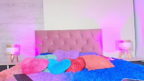 Zamara Kleii online show from 9, 4, 2026