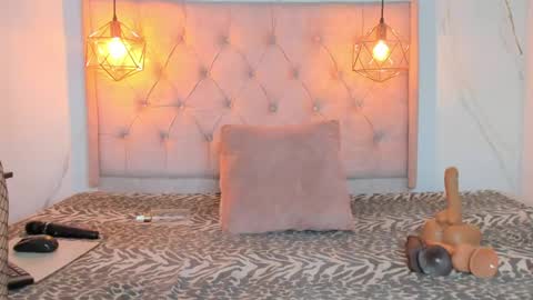 Snapshot of zamirasc chatting on 14, 7, 2026 ZAMIRA online show from 14, 7, 2026