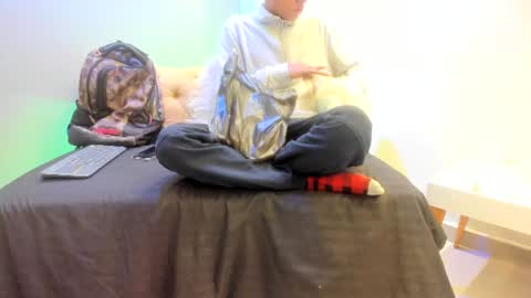 Snapshot of zane_belville chatting on 20, 6, 2026 Zane Belville online show from 20, 6, 2026