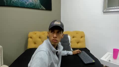 Snapshot of zane_belville chatting on 26, 6, 2026 Zane Belville online show from 26, 6, 2026