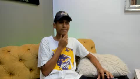 Snapshot of zane_belville chatting on 29, 6, 2026 Zane Belville online show from 29, 6, 2026