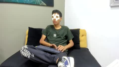 Snapshot of zane_belville chatting on 5, 7, 2026 Zane Belville online show from 5, 7, 2026
