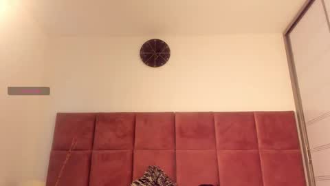 Zane Lux online show from 2, 3, 2025