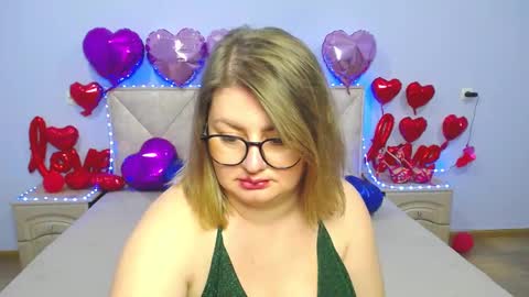 zannadreil online show from 26, 2, 2025