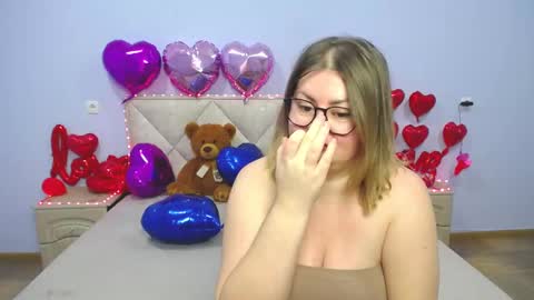 zannadreil online show from 3, 3, 2025