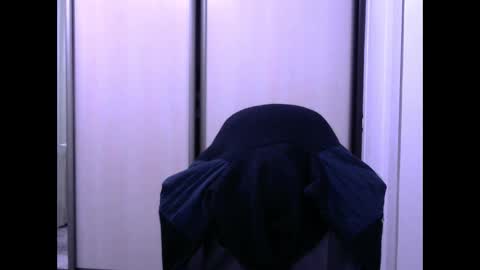 Snapshot of zara_golden chatting on 5, 1, 2025 chaturcum online show from 5, 1, 2025